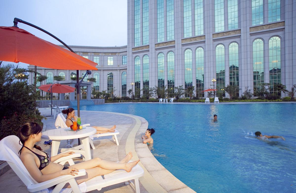 Gladden Hotel Jiangmen Exterior photo